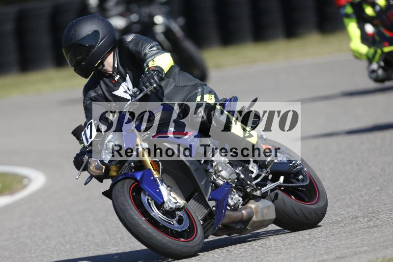 /15 22.05.2026  Plüss Moto Sport  Discover the Bike ADR /Gruppe gelb - Bike 2/17